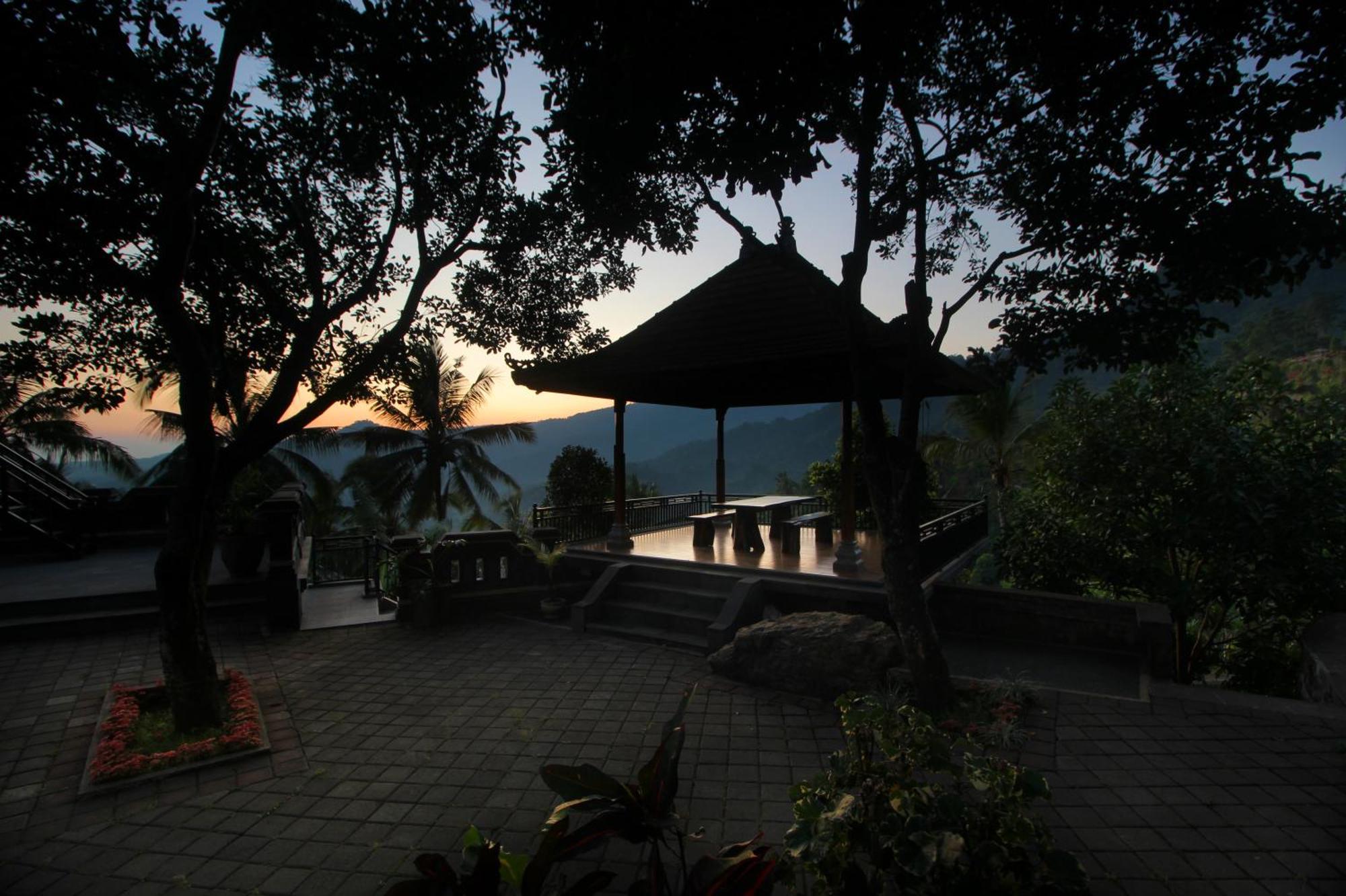 Rostika Hotel Sekumpul Pabean Buleleng Εξωτερικό φωτογραφία